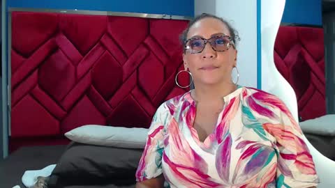 Eva Mills online show from 02.20.25