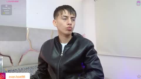 evan_tay online show from 03.02.26