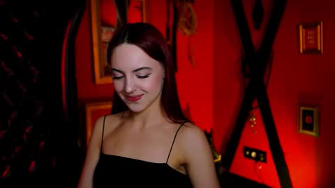 Eva  online show from 11.04.25