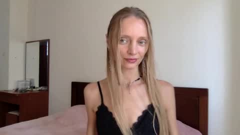 Snapshot of evangelika_angel chatting on 07.21.26 evangelika_angel online show from 07.21.26