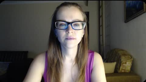 Snapshot of evangeline06 chatting on 12.04.24 YourMistress online show from 12.04.24