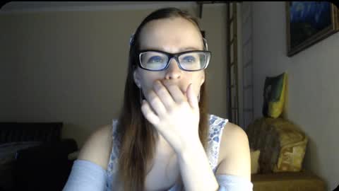 Snapshot of evangeline06 chatting on 12.09.24 YourMistress online show from 12.09.24