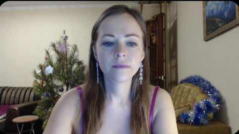 Snapshot of evangeline06 chatting on 01.11.25 YourMistress online show from 01.11.25