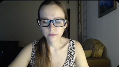 Snapshot of evangeline06 chatting on 02.05.25 YourMistress online show from 02.05.25