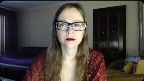 Snapshot of evangeline06 chatting on 03.03.25 YourMistress online show from 03.03.25