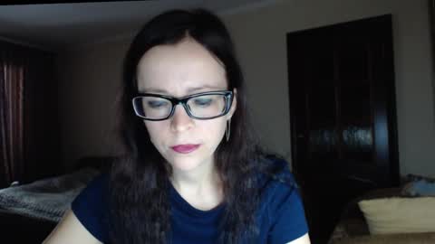 Snapshot of evangeline06 chatting on 10.13.25 YourMistress online show from 10.13.25