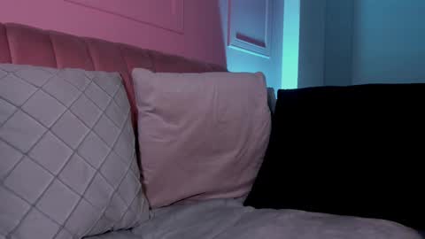 Eva online show from 02.28.25