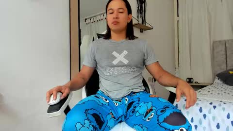 Snapshot of evans_king chatting on 11.01.25 Evan online show from 11.01.25