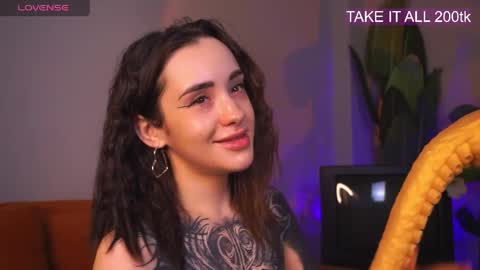 Snapshot of evarabbit chatting on 05.04.26 Eva online show from 05.04.26