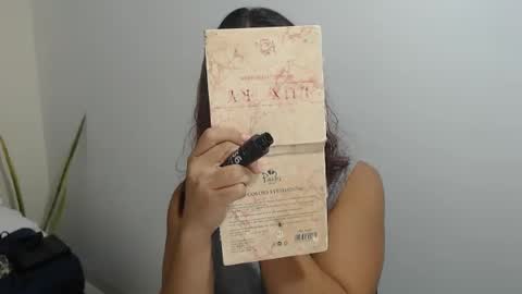 evarodriguez_ online show from 09.16.25