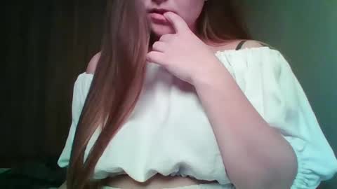 evasapples2026 online show from 04.17.26