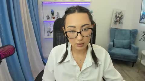 evasarazardje online show from 01.10.26