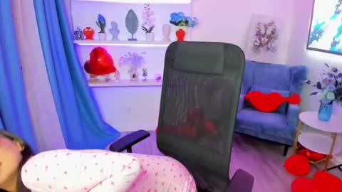 evasarazardje online show from 02.13.26