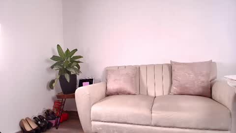  EVA LUNA online show from 02.25.25