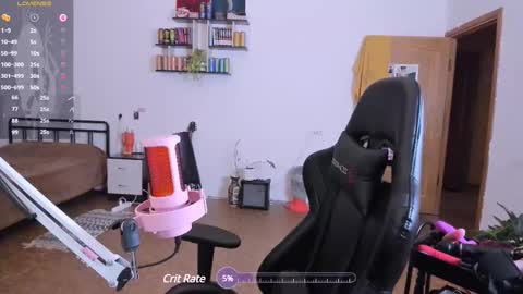      online show from 03.08.25