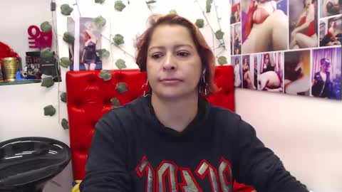 Eva Twiss online show from 02.14.25