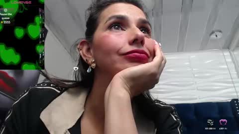 Snapshot of evawilliams_ chatting on 01.23.25 Eva online show from 01.23.25