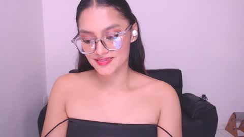 Snapshot of eve_rox18 chatting on 12.02.24 Eve Rox18 online show from 12.02.24