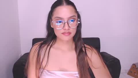 Snapshot of eve_rox18 chatting on 01.08.25 Eve Rox18 online show from 01.08.25