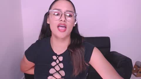 Snapshot of eve_rox18 chatting on 01.29.25 Eve Rox18 online show from 01.29.25