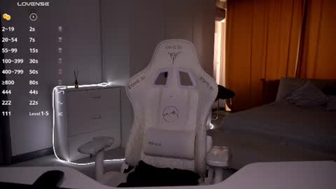 Snapshot of evelina_fox chatting on 07.12.26 Evelina online show from 07.12.26