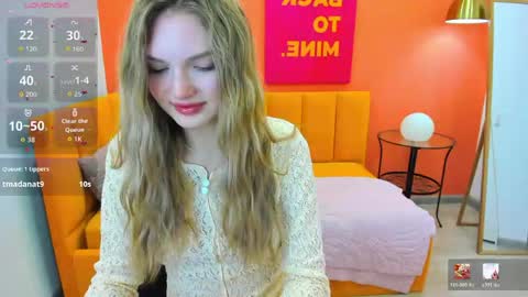 Snapshot of evelineamore chatting on 05.24.26 Eveline online show from 05.24.26