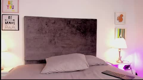 Snapshot of evelyn__ebony chatting on 02.12.25 evelyn ebony online show from 02.12.25