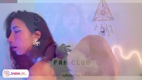 Snapshot of evelyn_chelle chatting on 10.18.25 Im Eve or Chelle Next Stream 191224 online show from 10.18.25