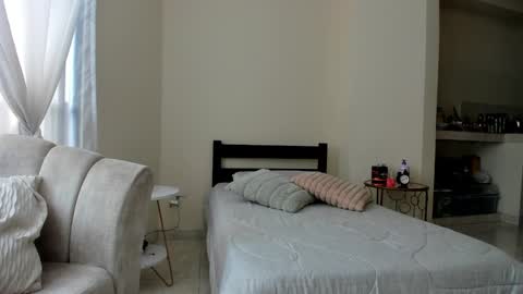 Snapshot of evelyn_coelloo chatting on 03.04.25 Eve online show from 03.04.25