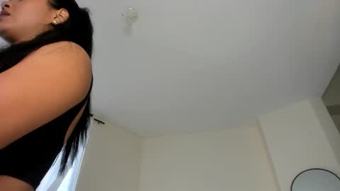 Snapshot of evelyn_coelloo chatting on 11.13.25 Eve online show from 11.13.25