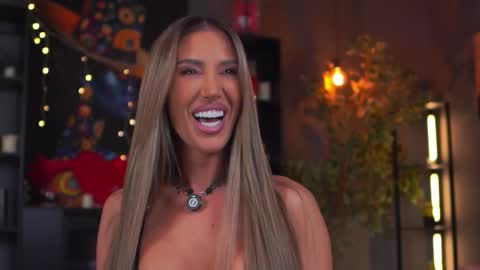 Evelyn online show from 03.13.26