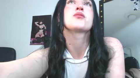 Julieta online show from 03.10.26