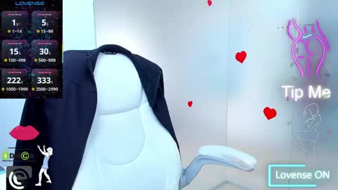 evelyne_rose online show from 06.09.26