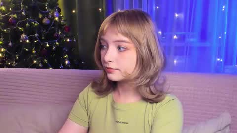 Snapshot of eves_eyes chatting on 01.16.26 Forget me not eve on CB online show from 01.16.26