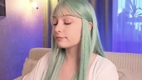 Snapshot of eves_eyes chatting on 07.19.26 Forget me not eve on CB online show from 07.19.26