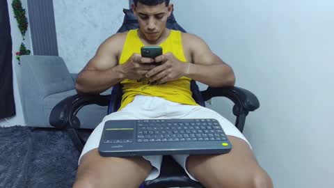 luis online show from 10.17.25