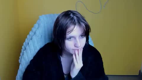 Evie online show from 02.14.26