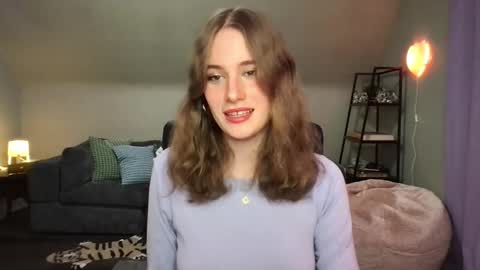 Evie3 online show from 02.13.25