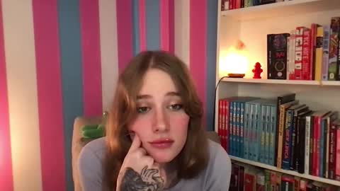 Evie3 online show from 10.14.25