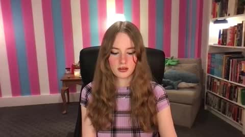 Evie3 online show from 12.18.25