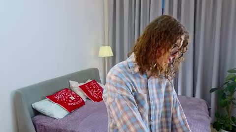 Dilara Honey online show from 02.11.26