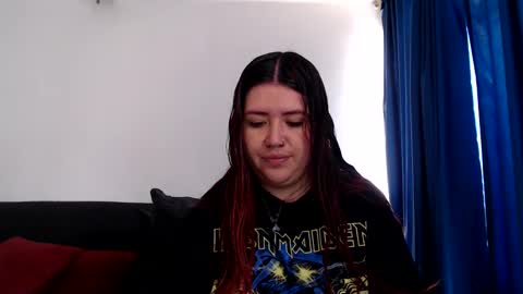 Snapshot of evilheart_69 chatting on 09.12.25 evilheart_69 online show from 09.12.25