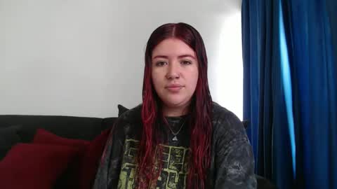 Snapshot of evilheart_69 chatting on 10.14.25 evilheart_69 online show from 10.14.25