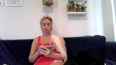 Badblondebunny online show from 09.30.25