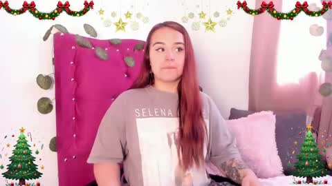 Snapshot of evy_orange1 chatting on 12.16.24 EVY online show from 12.16.24