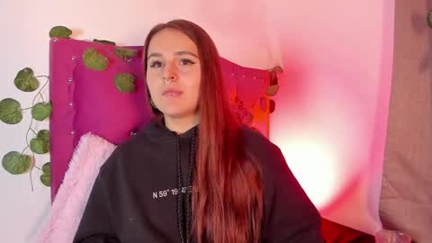 Snapshot of evy_orange1 chatting on 01.19.25 EVY online show from 01.19.25