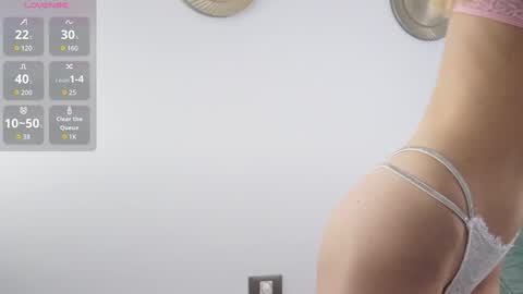 Evy online show from 11.30.25