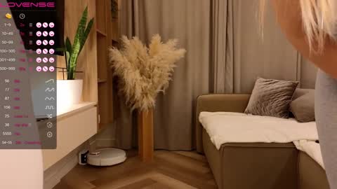 Eva m1racle  online show from 12.05.24