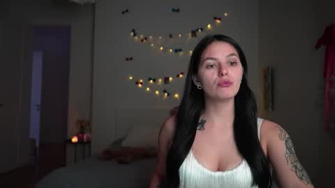 ewelynscott online show from 01.07.26