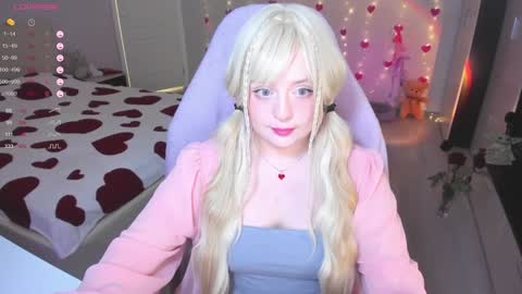 Snapshot of exhoneyangel chatting on 02.04.25 Amy online show from 02.04.25